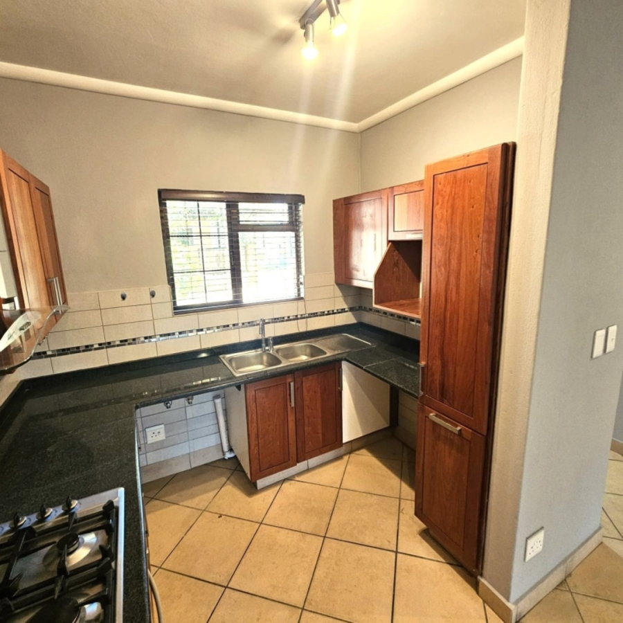 To Let 2 Bedroom Property for Rent in Waterval East North West
